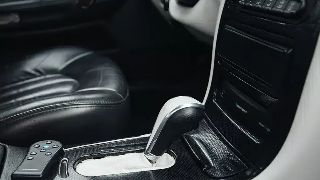 Tesla Model Y와 Polestar 4, 국내 사양·총비용 비교 관련 실제 상황 사진
