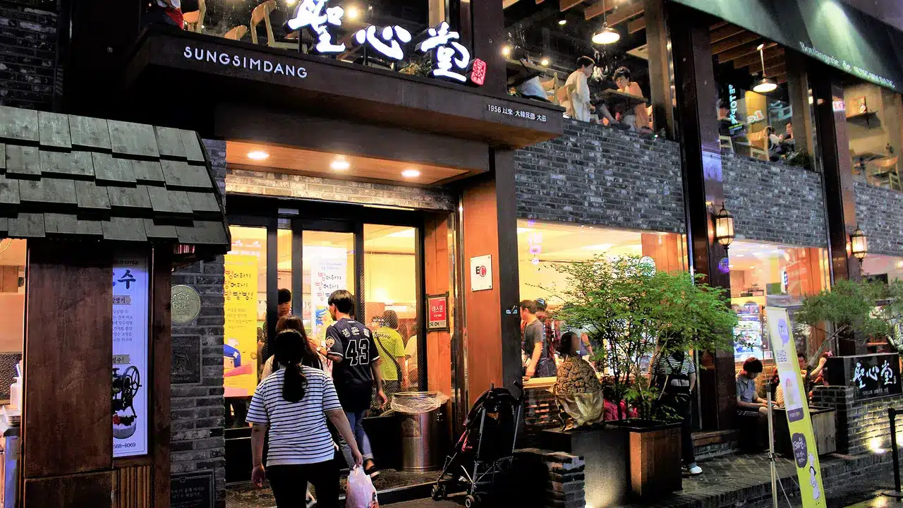 성심당 빵 고르기, 오픈 직후보다 보관·이동시간부터 확인 과정 실제 사진