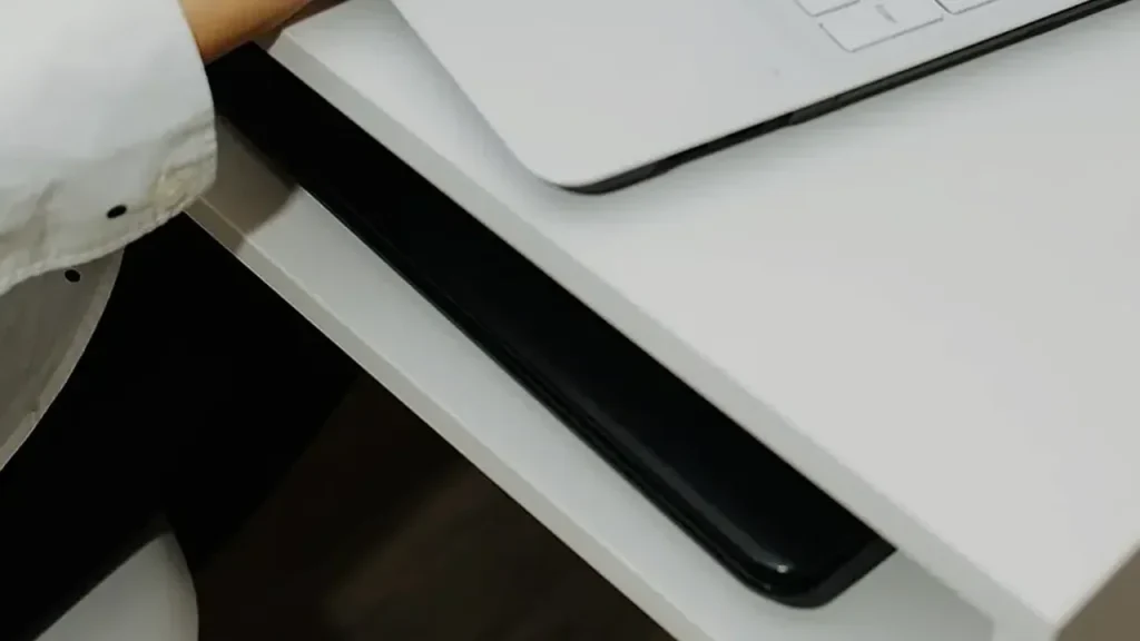 캐나다 어학연수 시 현지에서 아르바이트를 병행할 수 있을까 관련 실제 상황 사진