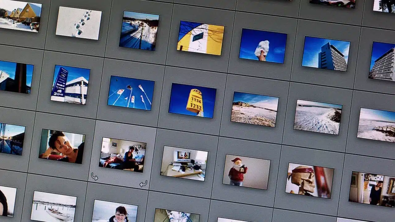 Adobe Illustrator 공식 무료 체험과 Creative Cloud 설치를 확인하는 모습
